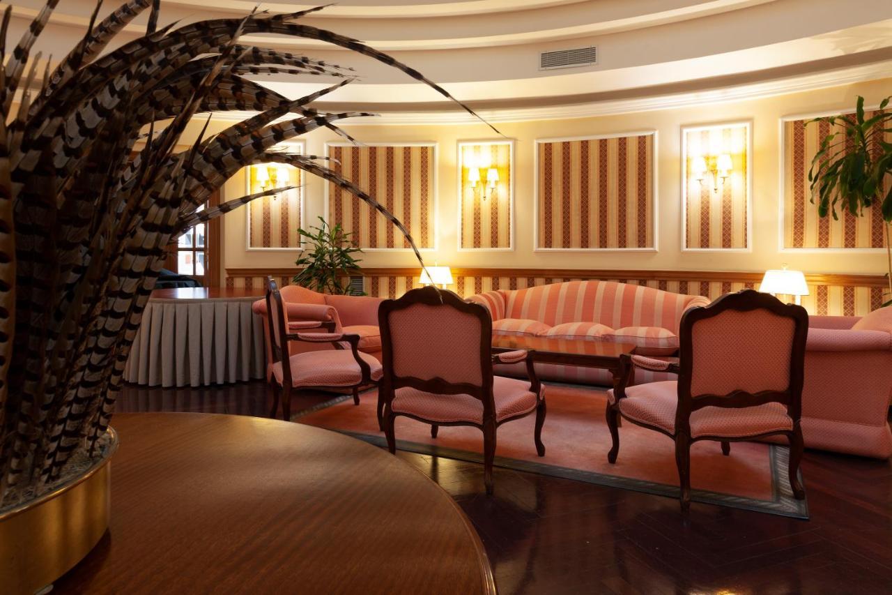 Hotel Hoyuela Santander